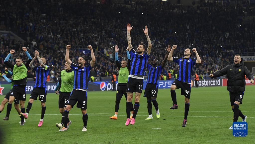 客战海港破门，林加德攻入个人亚冠首球（林加德客场攻破海港，收获亚冠处子球）