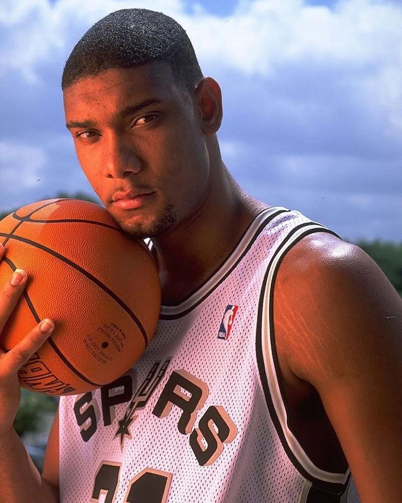 替补出场梅开二度，普利希奇当选都灵vs米兰全场最佳（替补登场独中两元，普利希奇荣膺都灵战米兰全场最佳）