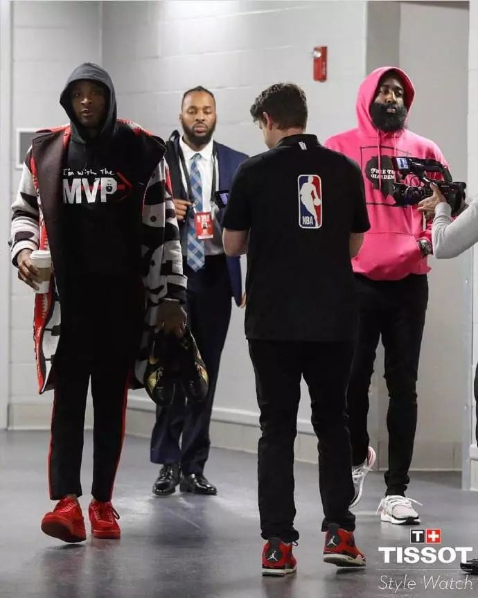 费尔斯高效得分展现个人实力（费尔斯高效得分尽显个人实力）