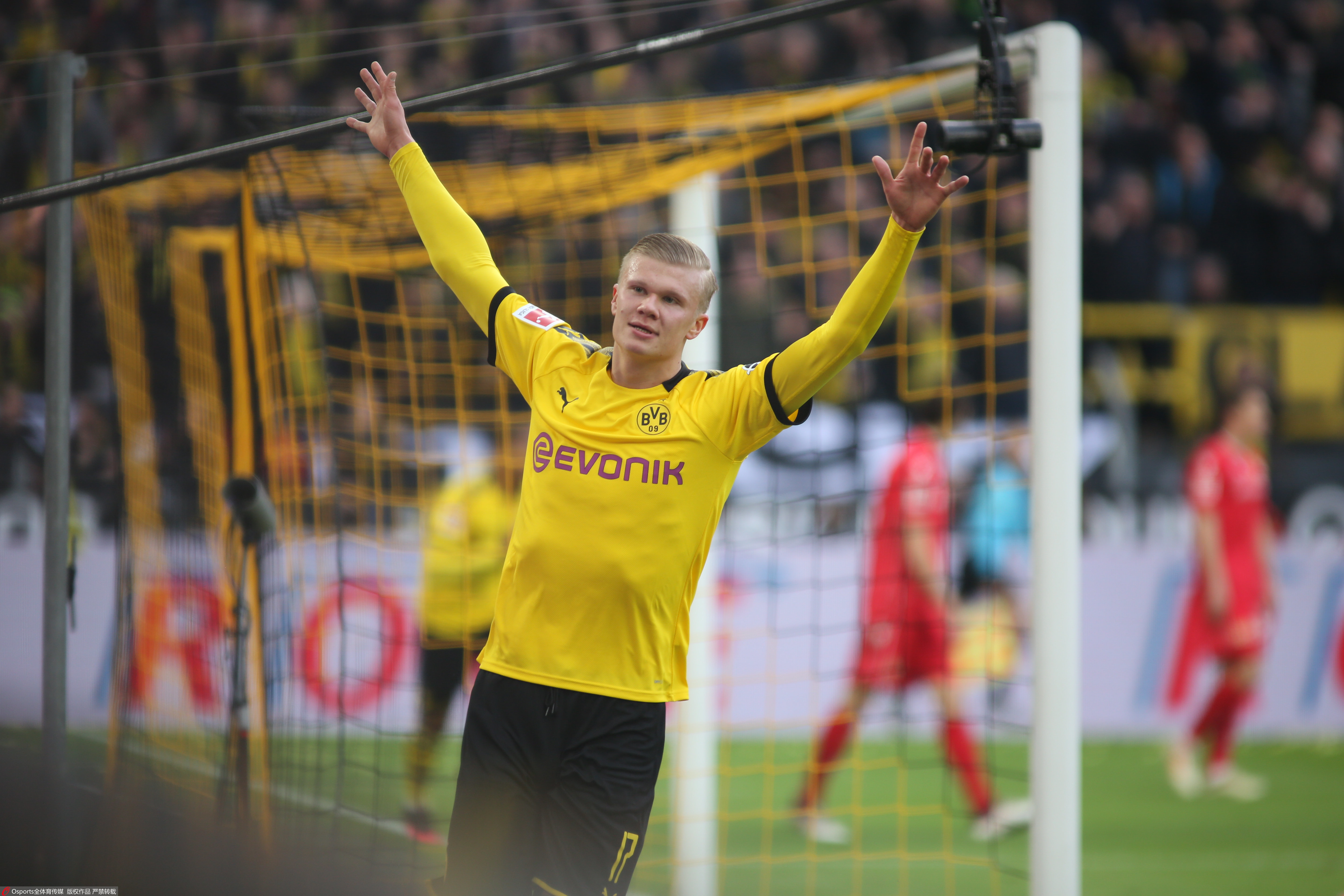 因拒绝以色列球迷来看欧联，维拉遭英国犹太人代表委员会指责（维拉因拒绝以色列球迷观战欧联，被英国犹太人代表委员会批评）