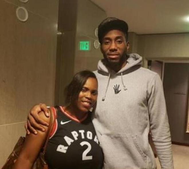 曼联的不稳定表现：马兹拉维的愤怒与反思（曼联起伏不定：马兹拉维的愤怒与自省）