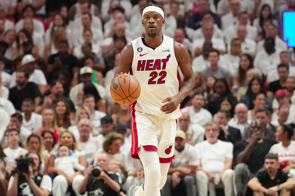 升第4！水晶宫2-1富勒姆 格伊头球绝杀恩凯蒂亚破门亨德森神扑（跃居第4！水晶宫2-1富勒姆：格伊头球绝杀，恩凯蒂亚建功，亨德森屡献神扑）