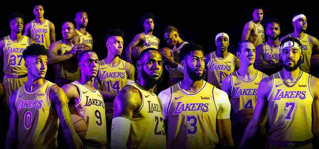 又伤了，对阵柏林联合时帕夫洛维奇的左大腿出现伤病（帕夫洛维奇在对阵柏林联合时左大腿再受伤）