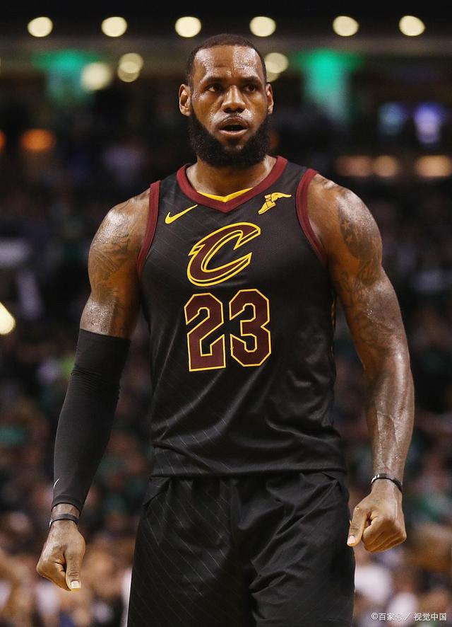 尤文公布客战那不勒斯大名单：伊尔迪兹领衔，弗拉霍维奇缺席（尤文出征那不勒斯名单出炉：伊尔迪兹领衔，弗拉霍维奇缺阵）