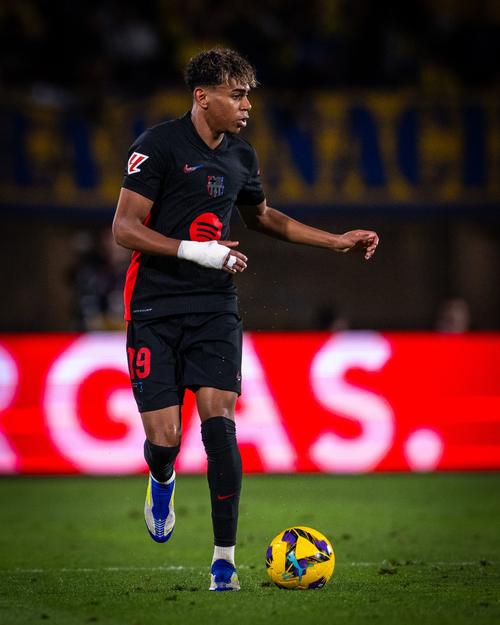 雷霆不敌开拓者？杨瀚森机会来了，良机莫失（雷霆负于开拓者？杨瀚森迎来上位良机，务必把握）