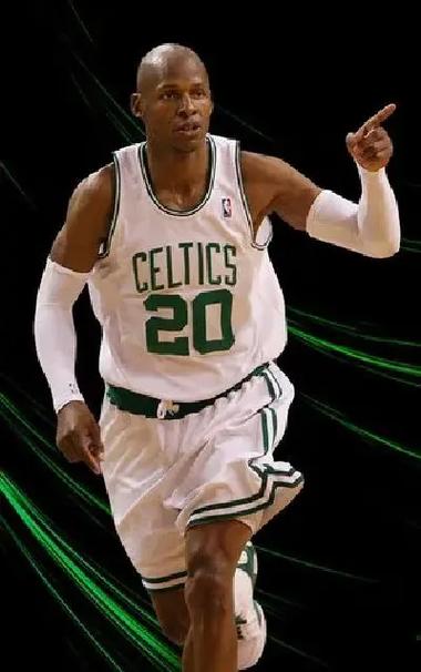 莱斯特城球迷赴意大利观战瓦尔迪比赛并合影（莱斯特城球迷远赴意大利观赛瓦尔迪并合影留念）