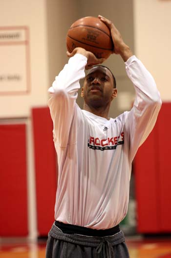 尤文官方：弗拉霍维奇左长收肌肌肉肌腱交界处严重损伤（尤文官宣：弗拉霍维奇左侧长收肌肌肉-肌腱交界处严重损伤）